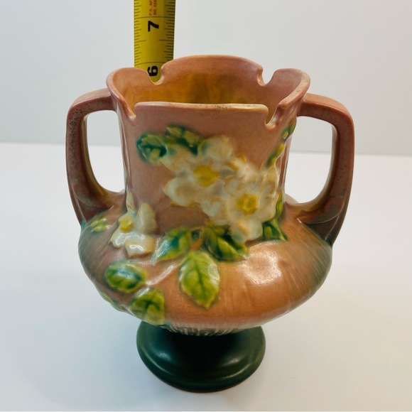 Roseville Pink Dusty Rose with White Rose Pattern Trophy Vase 146-6 - Picture 5 of 5